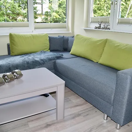 Forest-fringed Comfort, Cleaning Included Ferienhaus
