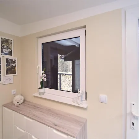 Forest-fringed Comfort, Cleaning Included Ferienhaus