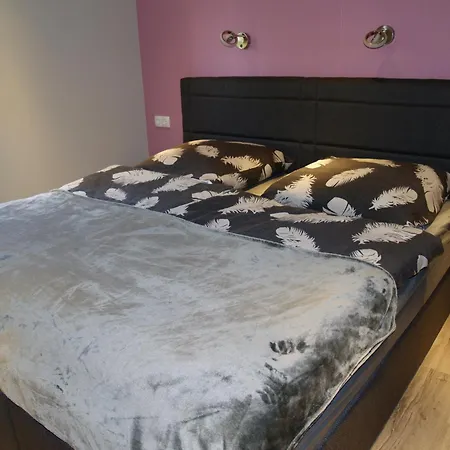 Forest-fringed Comfort, Cleaning Included